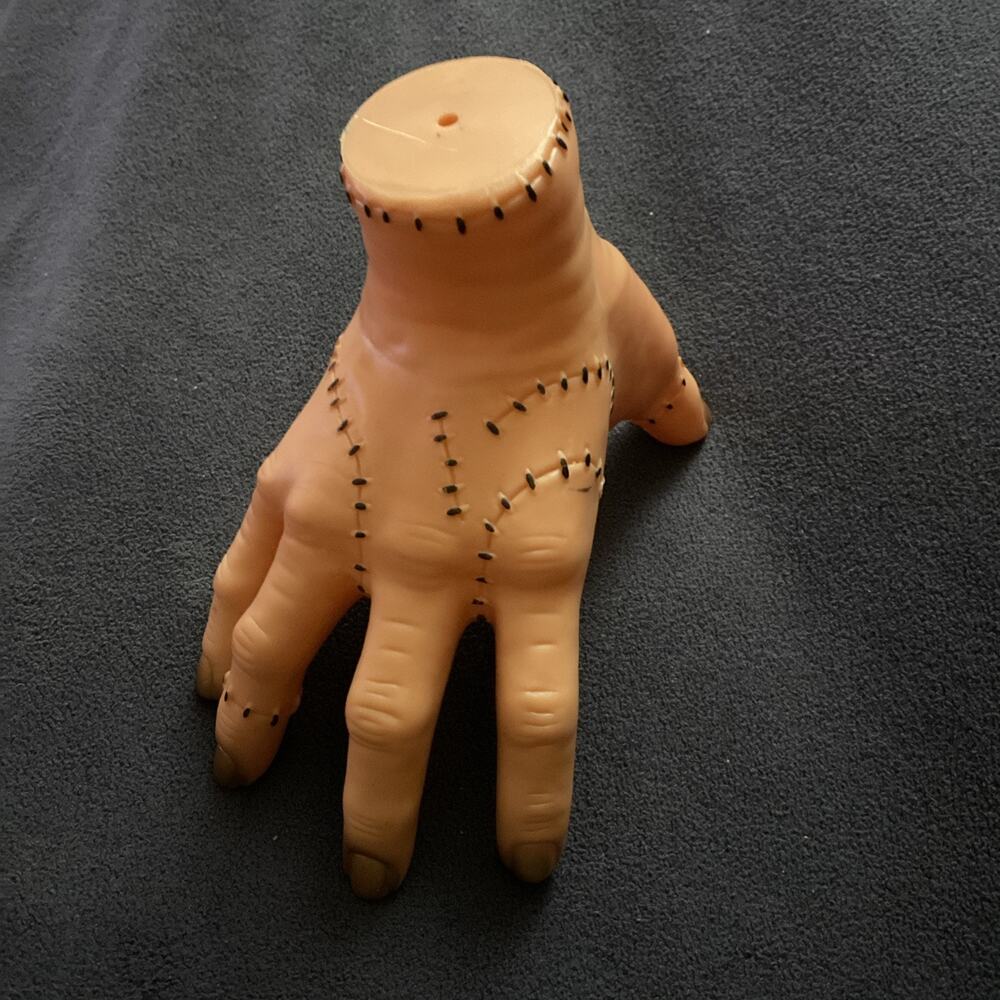 Wednesday Addams Family Thing Hand, Cosplay Hand by Addams Family - Picture 3 of 5